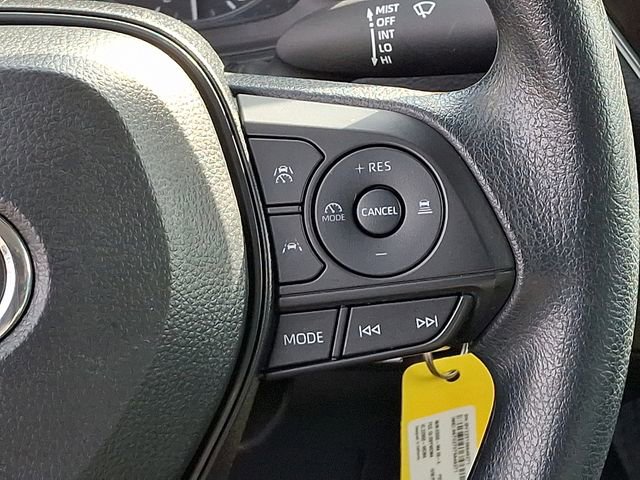 Used 2025 Toyota Corolla LE FWD image 25