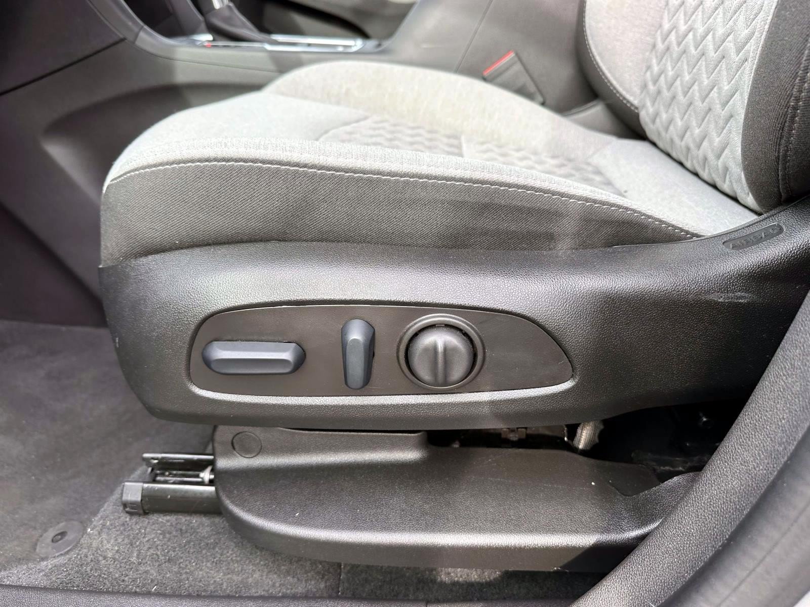 Used 2024 Chevrolet Equinox LS w/ LS Convenience Package AWD/4WD image 10