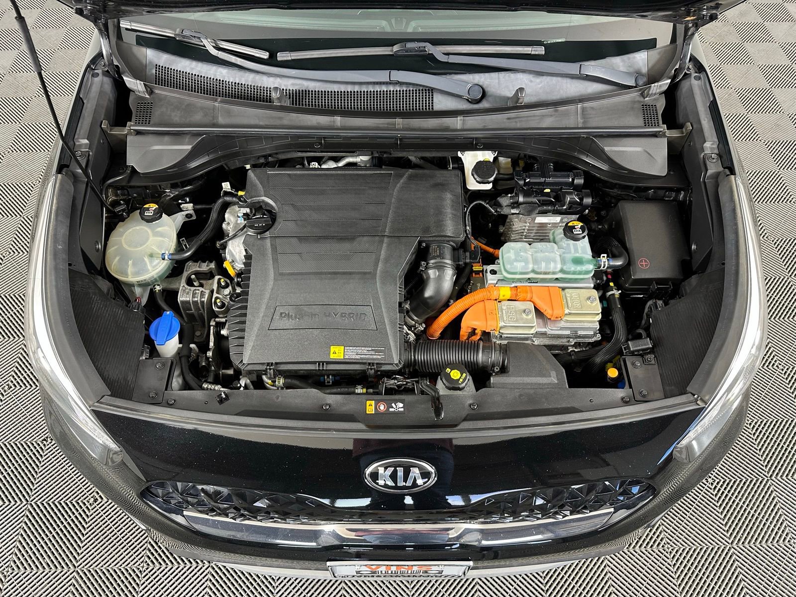 Used 2020 Kia Niro EX image 23