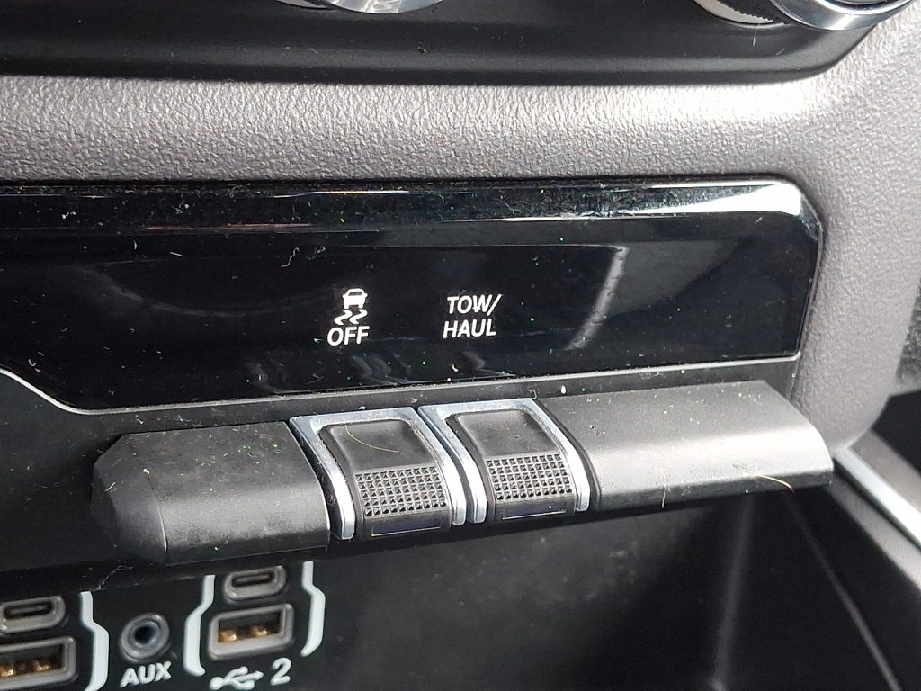 Used 2023 RAM 1500 Big Horn image 32