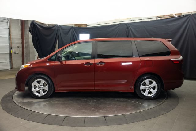 Used 2020 Toyota Sienna L FWD image 8
