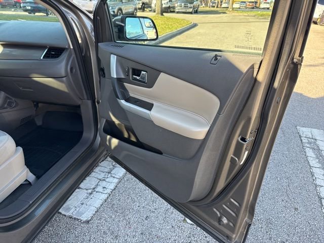Used 2013 Ford Edge SEL image 12