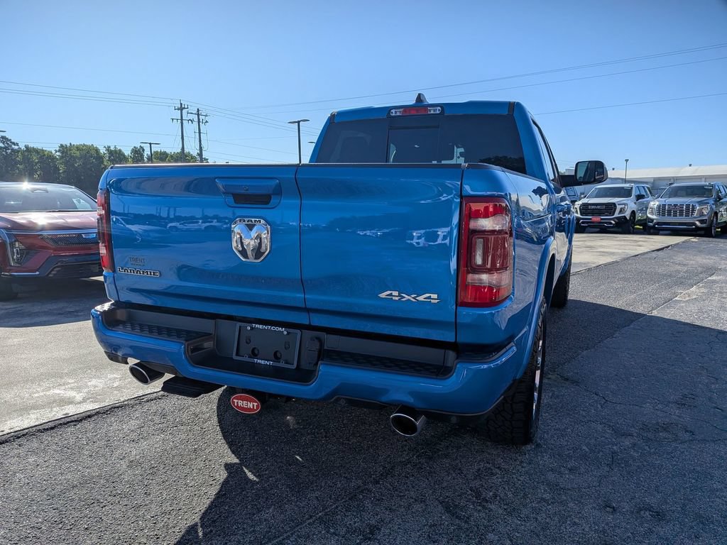 Used 2022 RAM 1500 Laramie AWD/4WD image 4