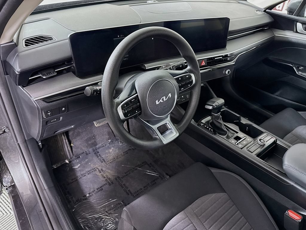Certified 2025 Kia K5 LXS FWD image 18