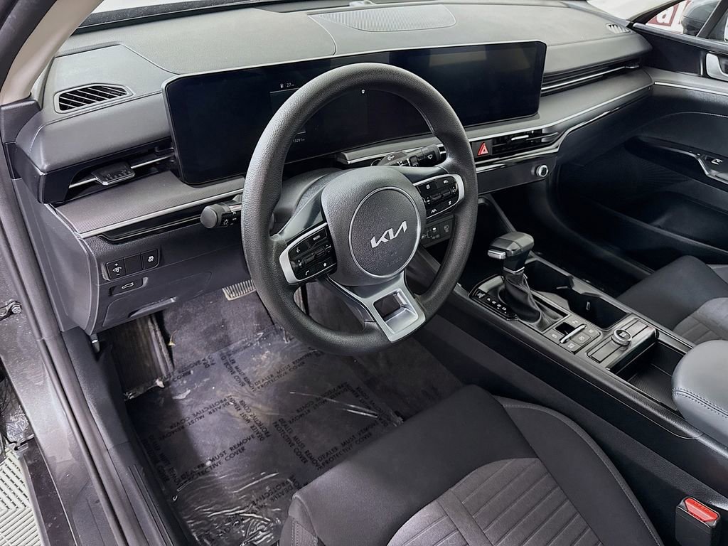 Used 2025 Kia K5 LXS FWD image 18