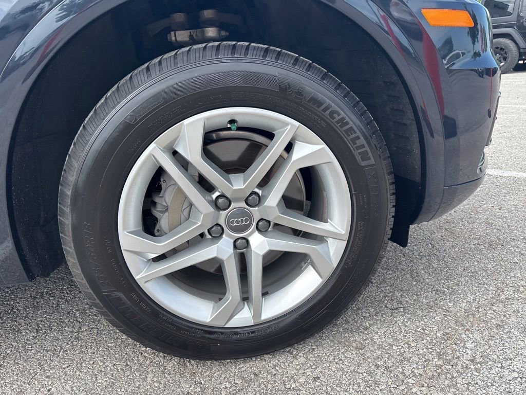 Used 2018 Audi Q5 2.0T Premium Plus w/ Premium Plus Package AWD/4WD image 32