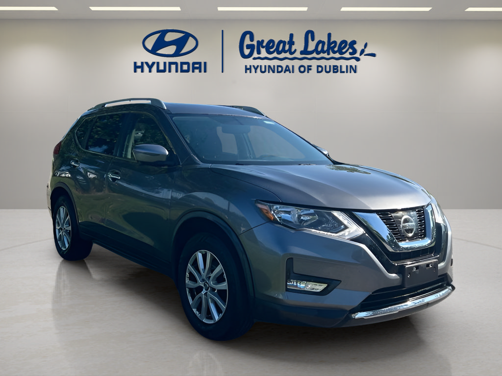 Used 2017 Nissan Rogue SV w/ Sun & Sound Touring Package AWD/4WD image 7