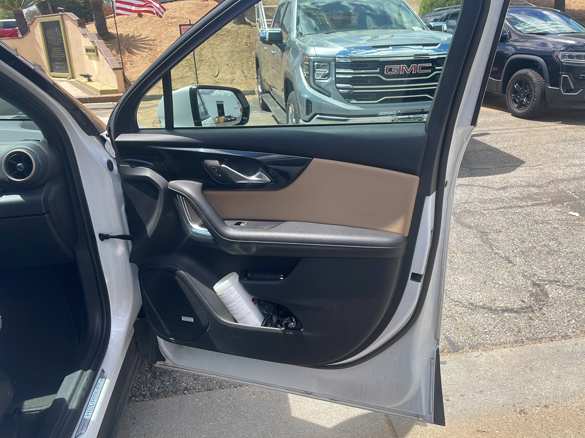 Used 2023 Chevrolet Blazer Premier image 12