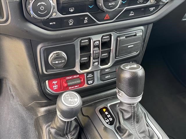 Used 2024 Jeep Wrangler Unlimited Rubicon AWD/4WD image 29