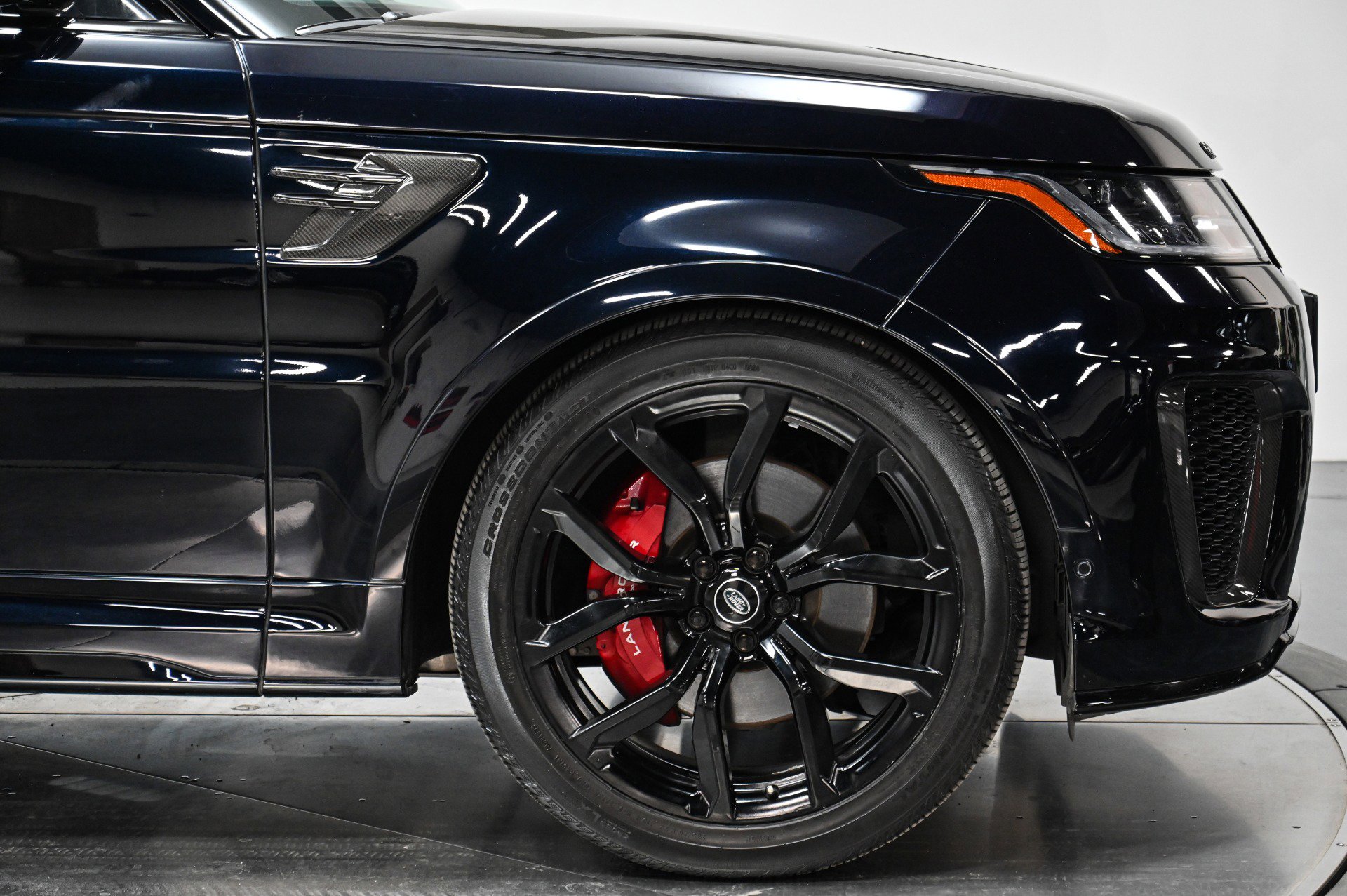 Used 2022 Land Rover Range Rover Sport SVR Carbon Edition image 58