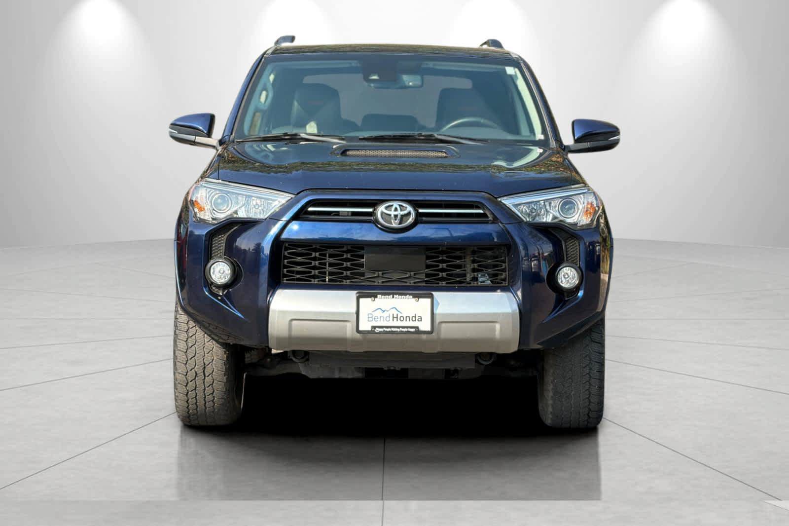 Used 2020 Toyota 4Runner TRD Off-Road Premium AWD/4WD image 10