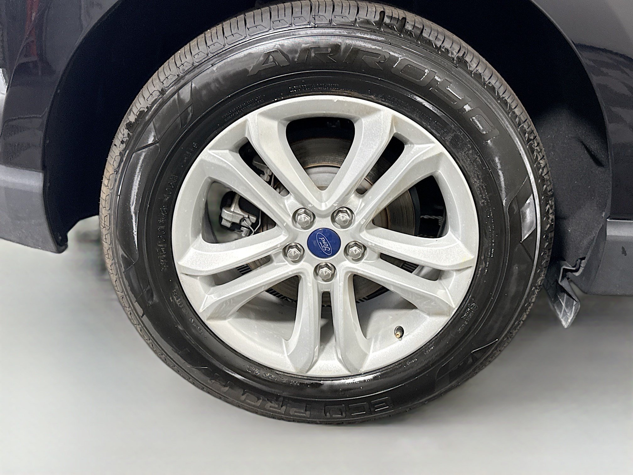Used 2020 Ford Edge SEL FWD image 33