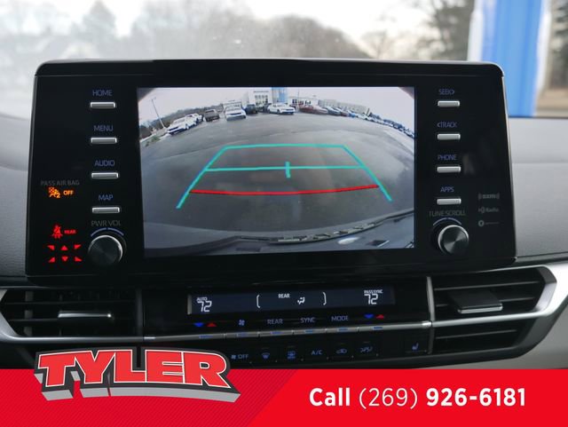 Used 2024 Toyota Sienna XLE FWD image 51