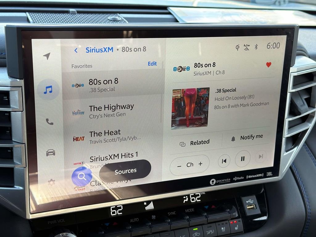 Used 2024 Toyota Tundra Platinum image 14