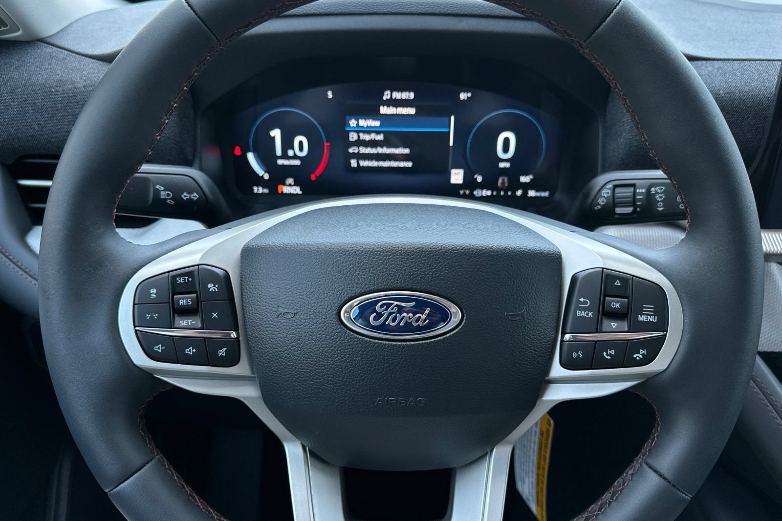 New 2026 Ford Explorer Active w/ Active Comfort Package RWD image 24