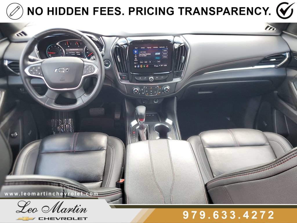 Used 2023 Chevrolet Traverse RS FWD image 10