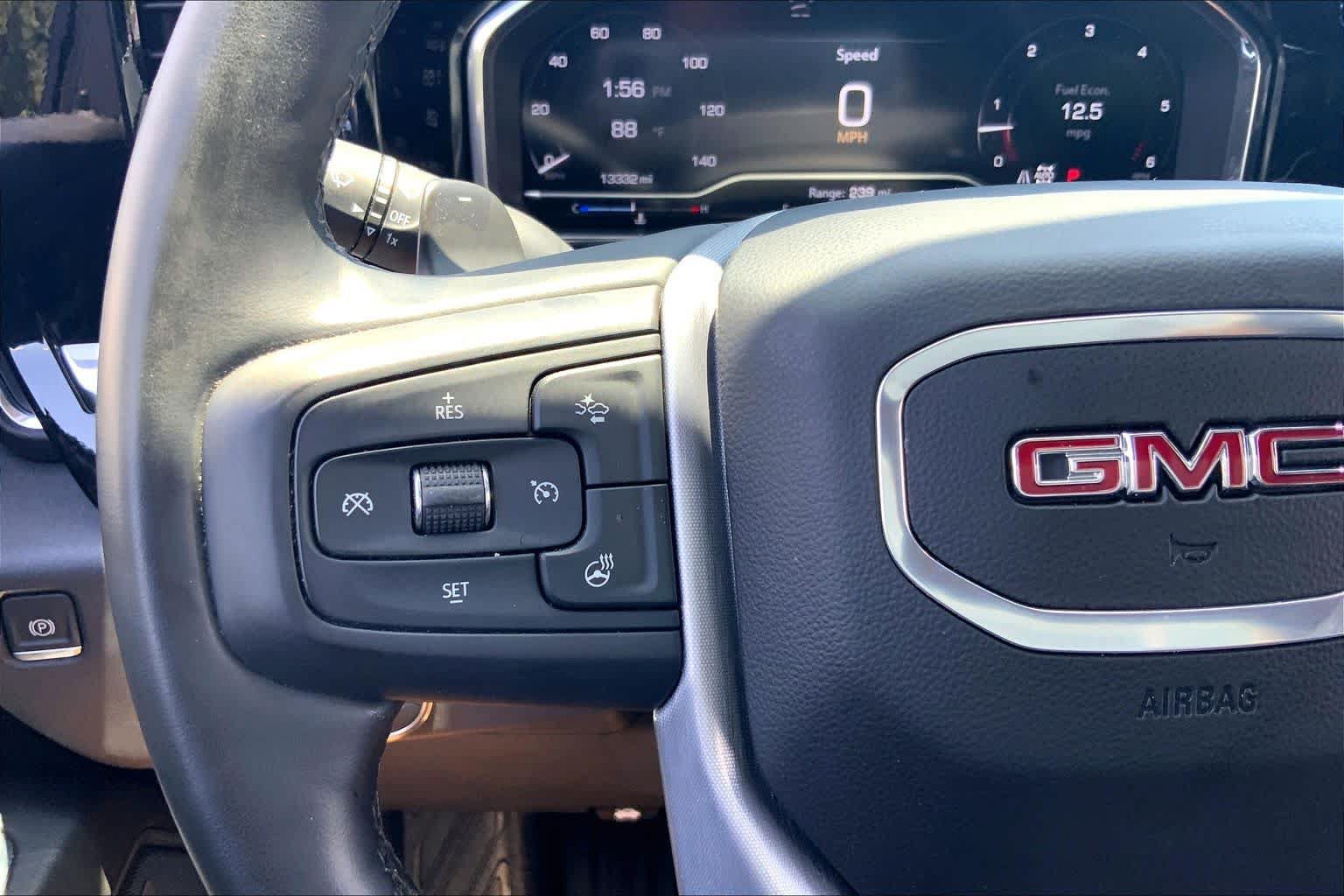 Used 2025 GMC Sierra 1500 SLT AWD/4WD image 24