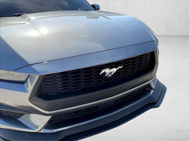 Used 2025 Ford Mustang Coupe RWD image 27