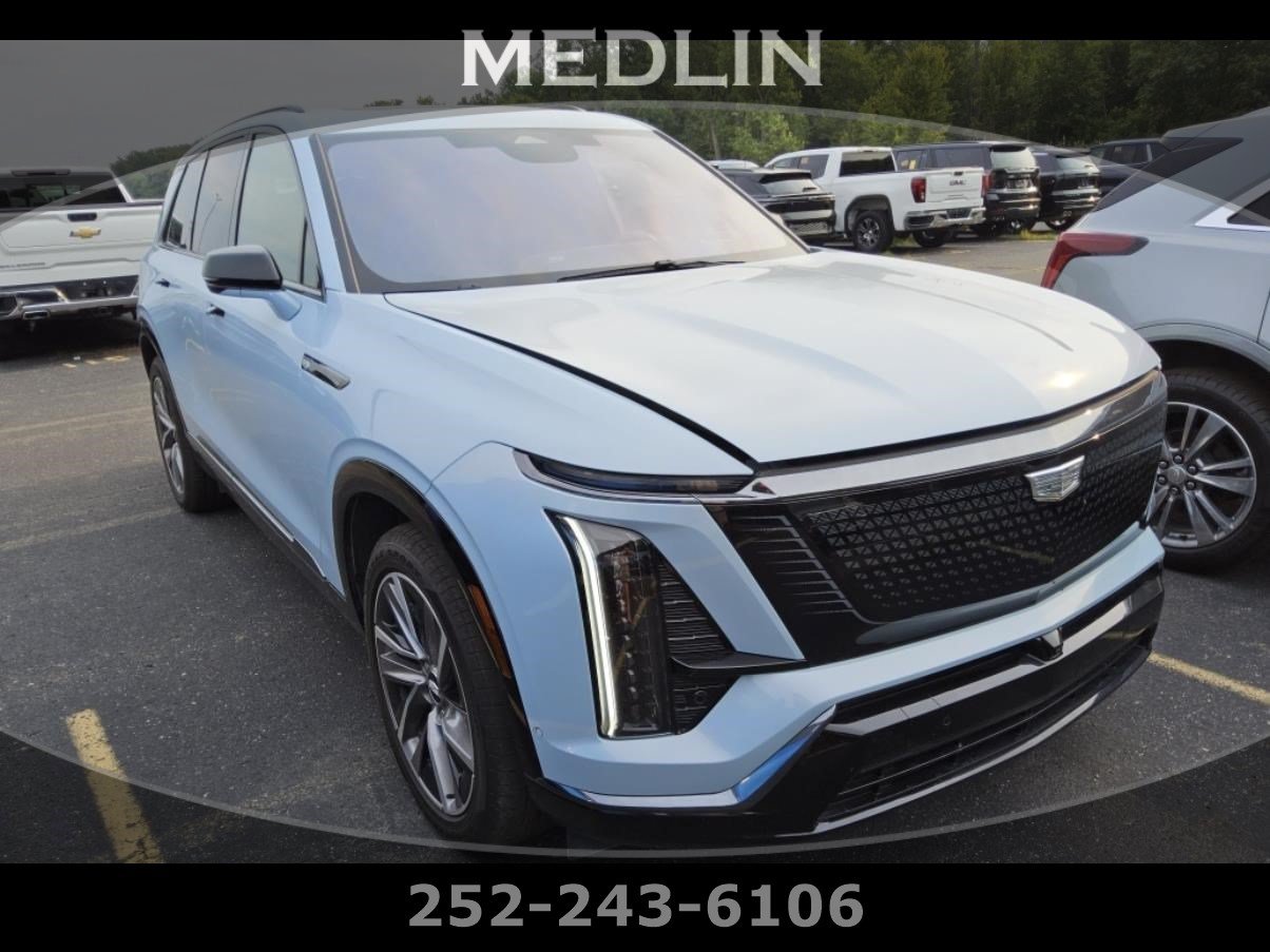 Used 2026 Cadillac Vistiq Sport w/ LPO, Floor Liner Package AWD/4WD image 1