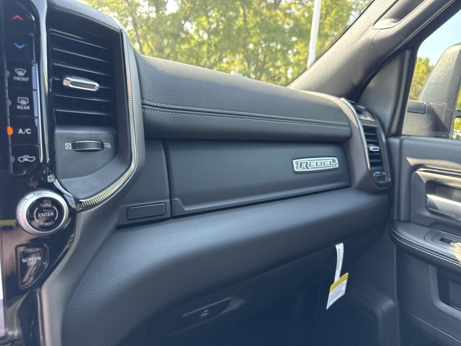 New 2025 RAM 2500 Rebel w/ Rebel Level 1 Equipment Group image 19