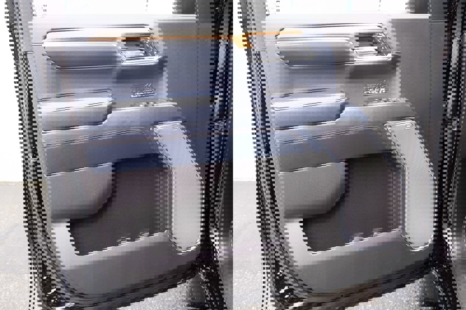 Used 2024 Chevrolet Silverado 1500 High Country w/ Technology Package image 15