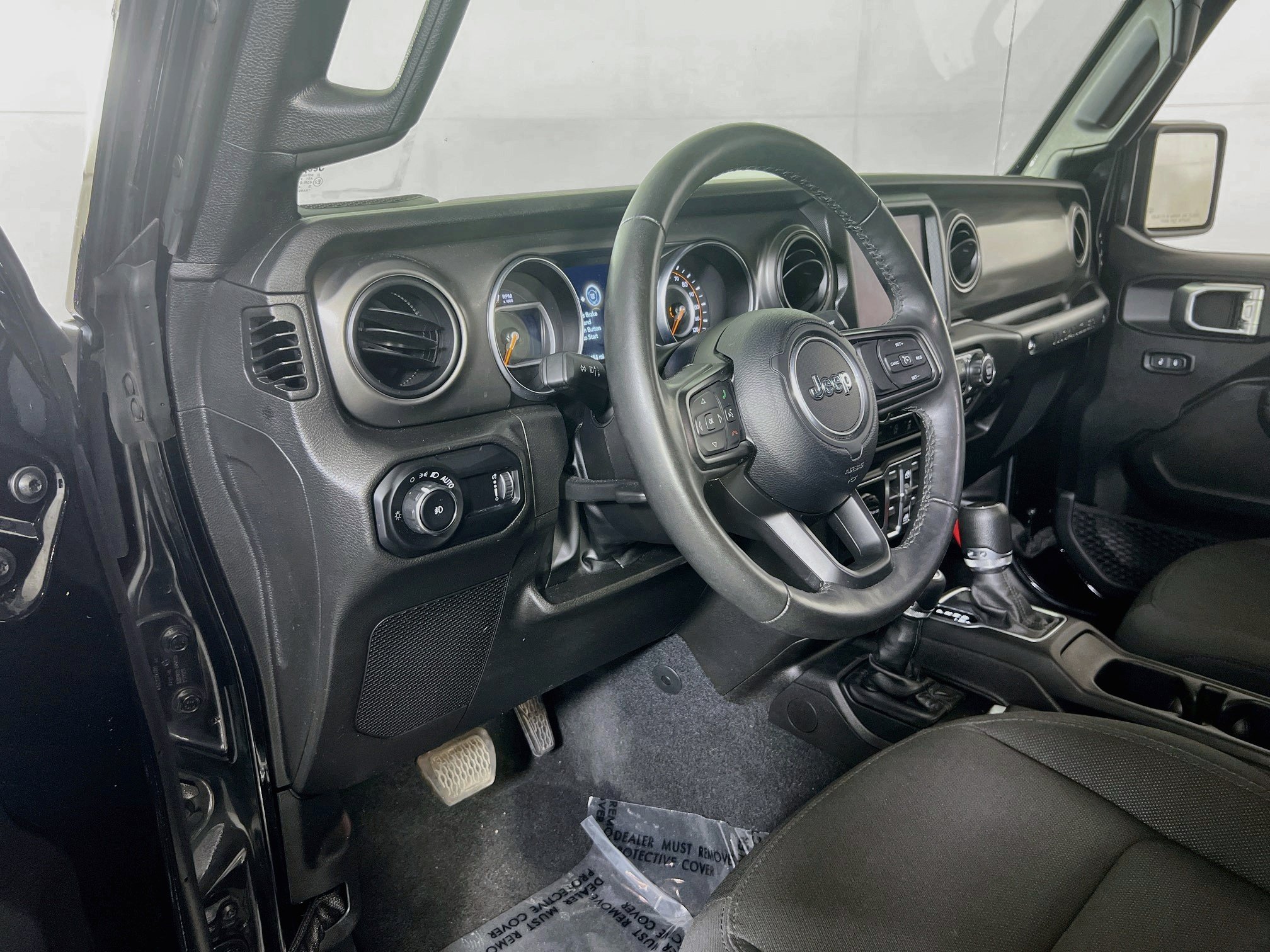 Used 2023 Jeep Wrangler Unlimited Sport AWD/4WD image 9