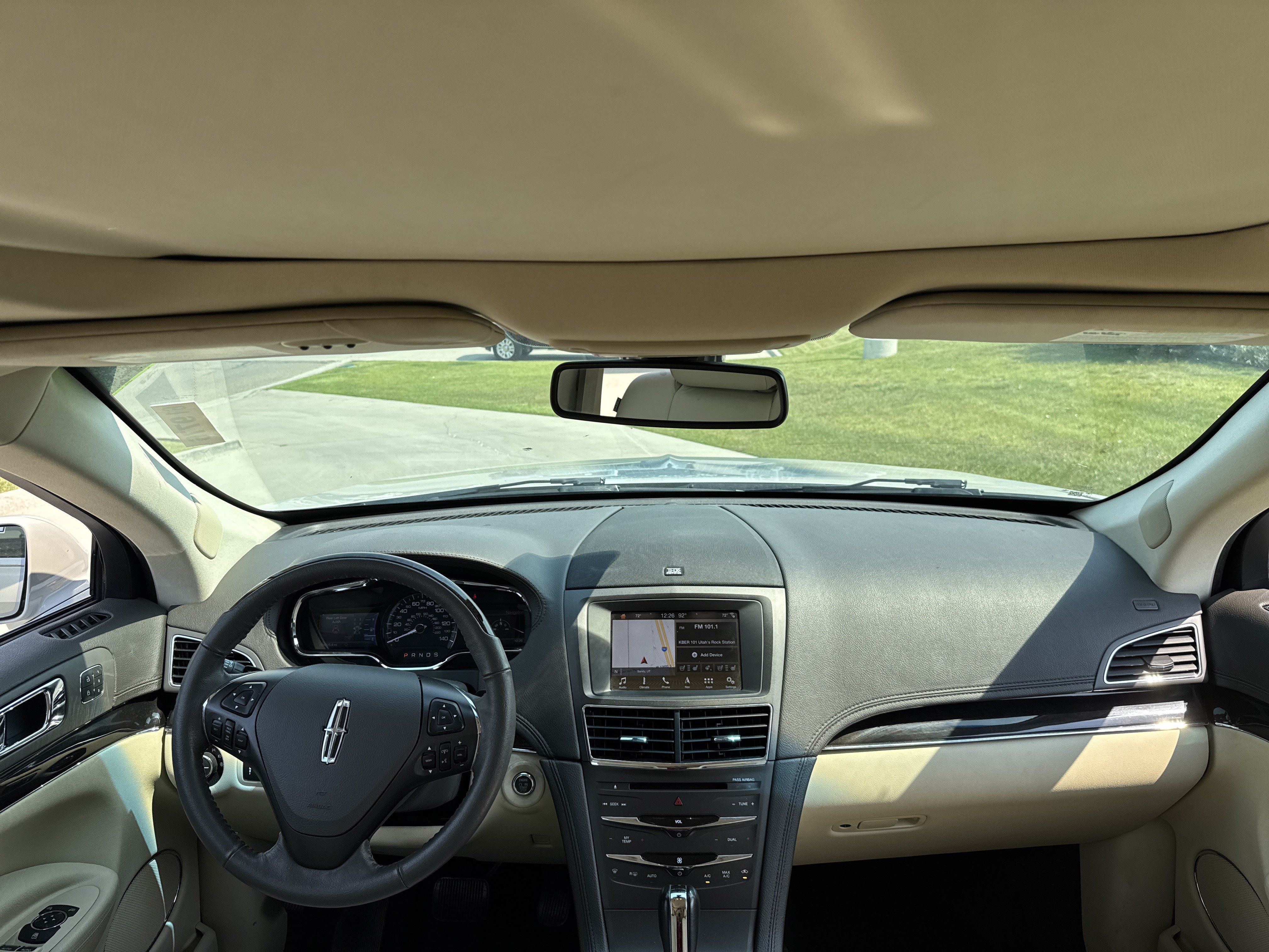 Used 2019 Lincoln MKT AWD image 19