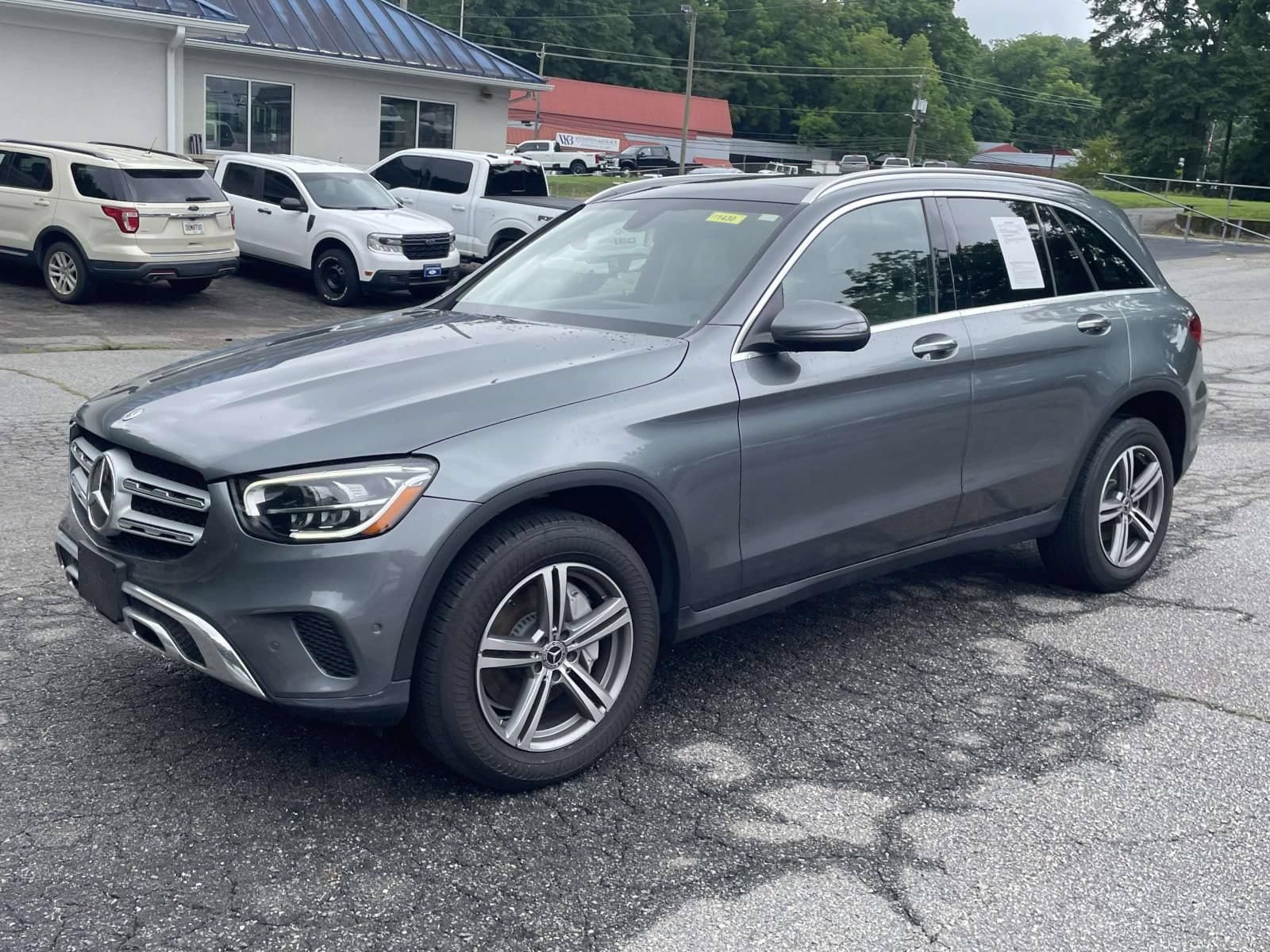Used 2021 Mercedes-Benz GLC 300 image 9
