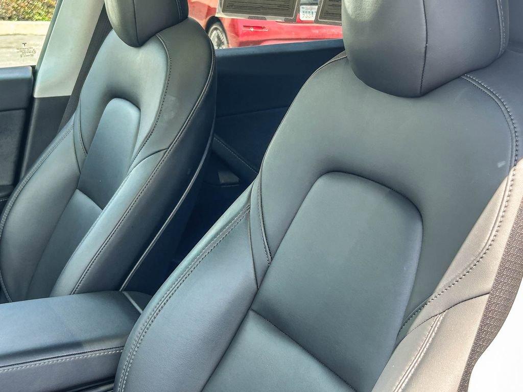 Used 2021 Tesla Model Y Long Range AWD/4WD image 20