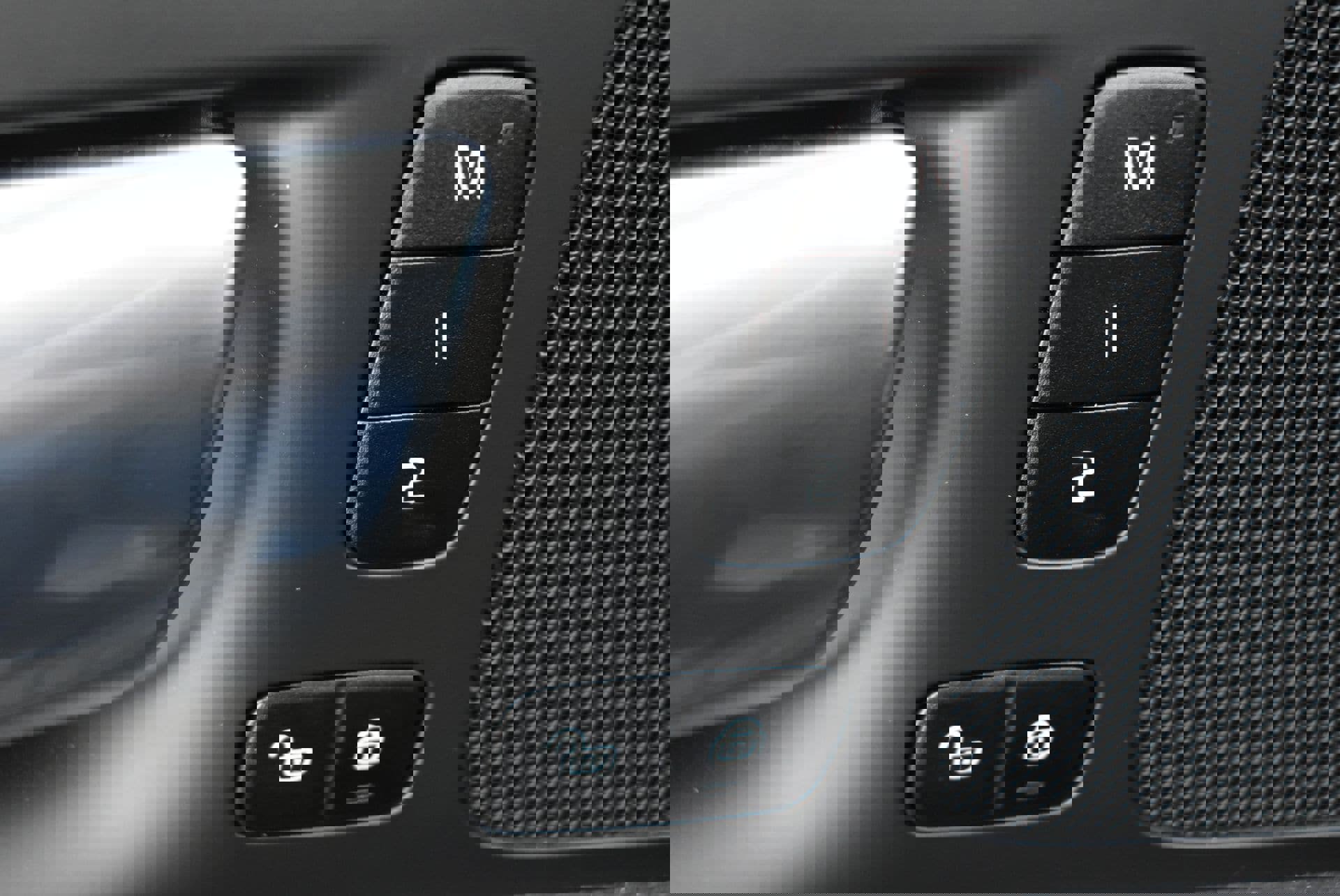 Used 2024 Volvo S60 B5 Plus image 14