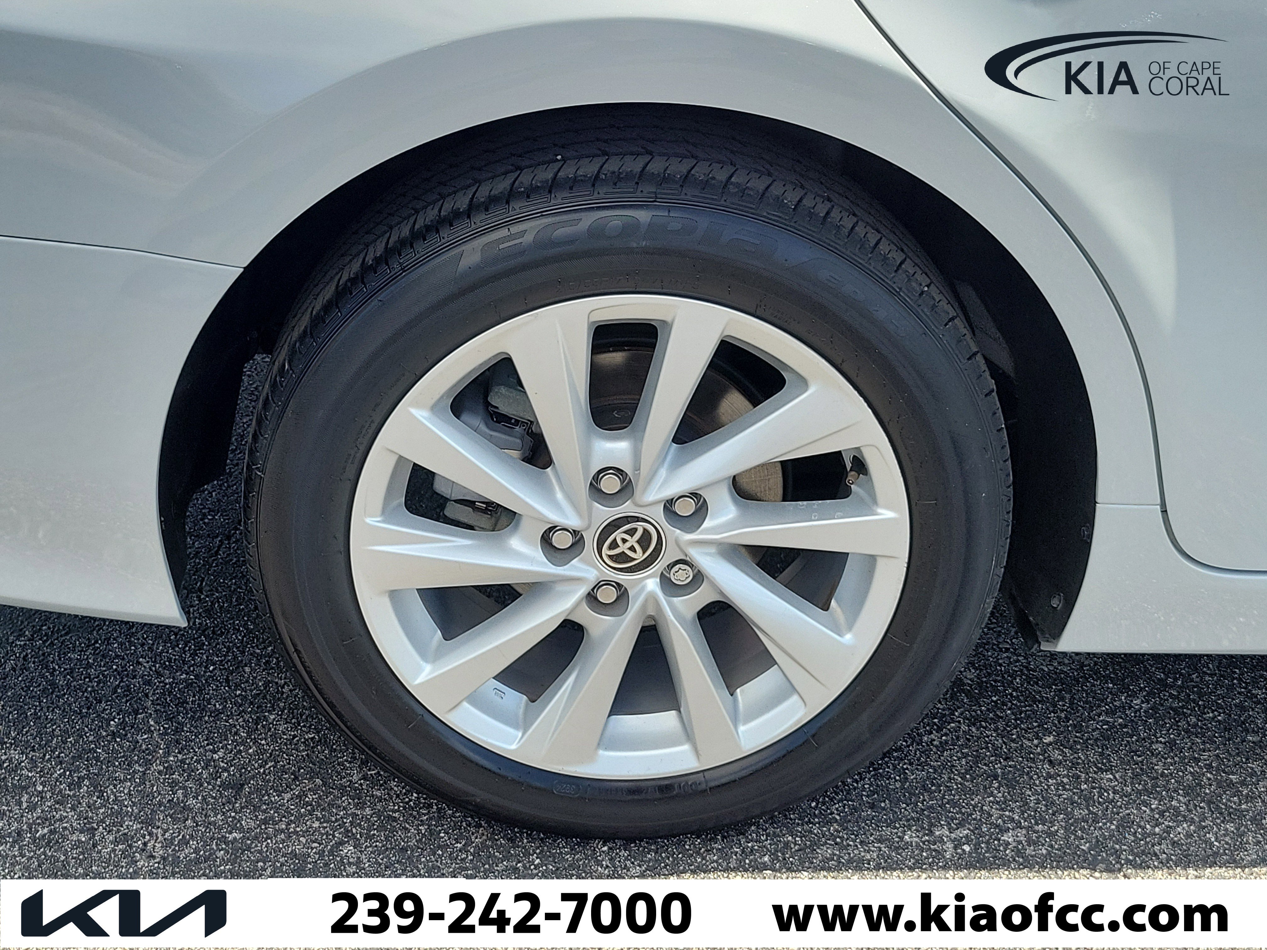 Used 2022 Toyota Camry LE FWD image 9