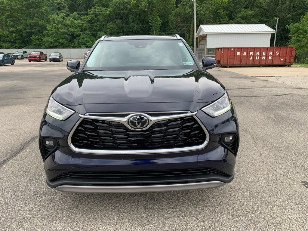 New 2026 Toyota Highlander Platinum AWD/4WD image 8