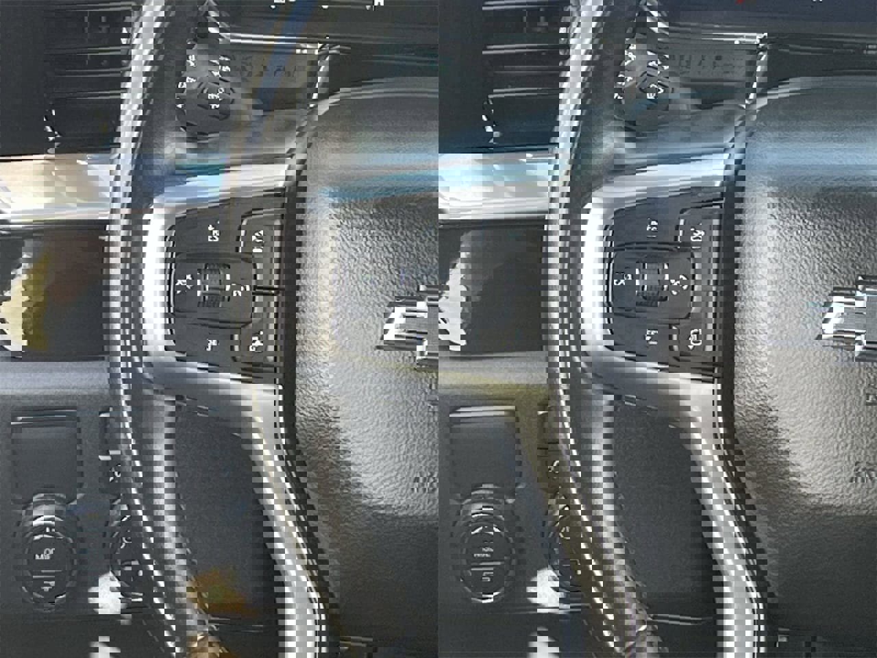 Used 2024 Chevrolet Silverado 1500 RST image 22