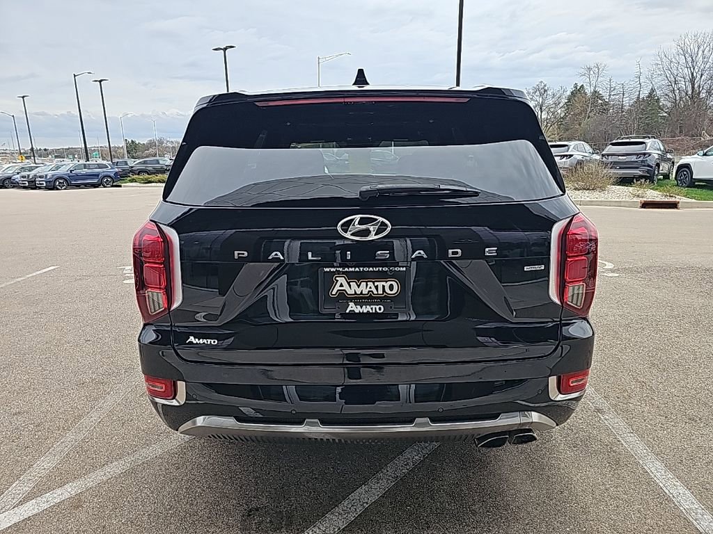 Used 2022 Hyundai Palisade Calligraphy image 4