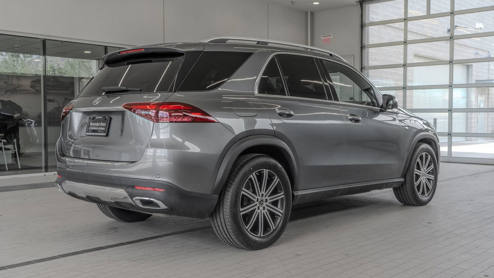 Used 2025 Mercedes-Benz GLE 450e 4MATIC image 29