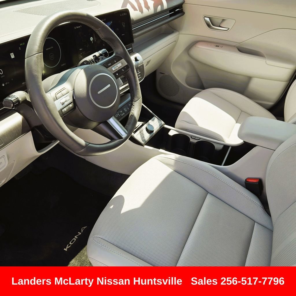 Used 2025 Hyundai Kona Limited image 17