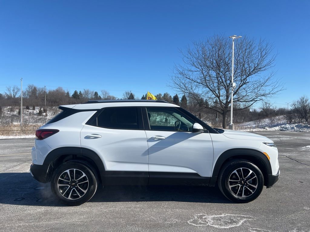 New 2026 Chevrolet TrailBlazer LT w/ Convenience Package image 3