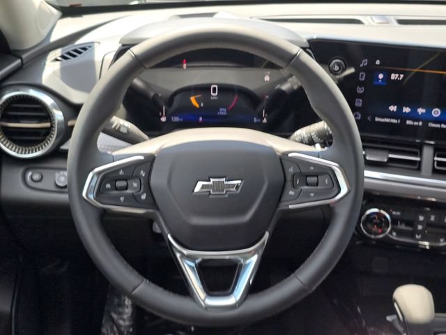 New 2026 Chevrolet Trax ACTIV w/ Driver Confidence Package FWD image 16