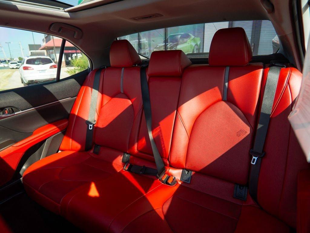 Used 2022 Toyota Camry XSE FWD image 30