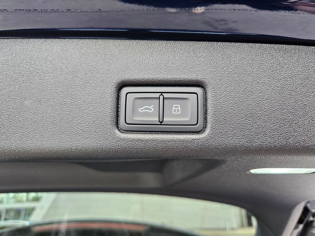 New 2025 Audi Q5 Premium Plus image 23