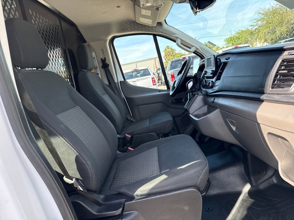 Certified 2024 Ford Transit 250 Low Roof w/ Exterior Upgrade Package image 22