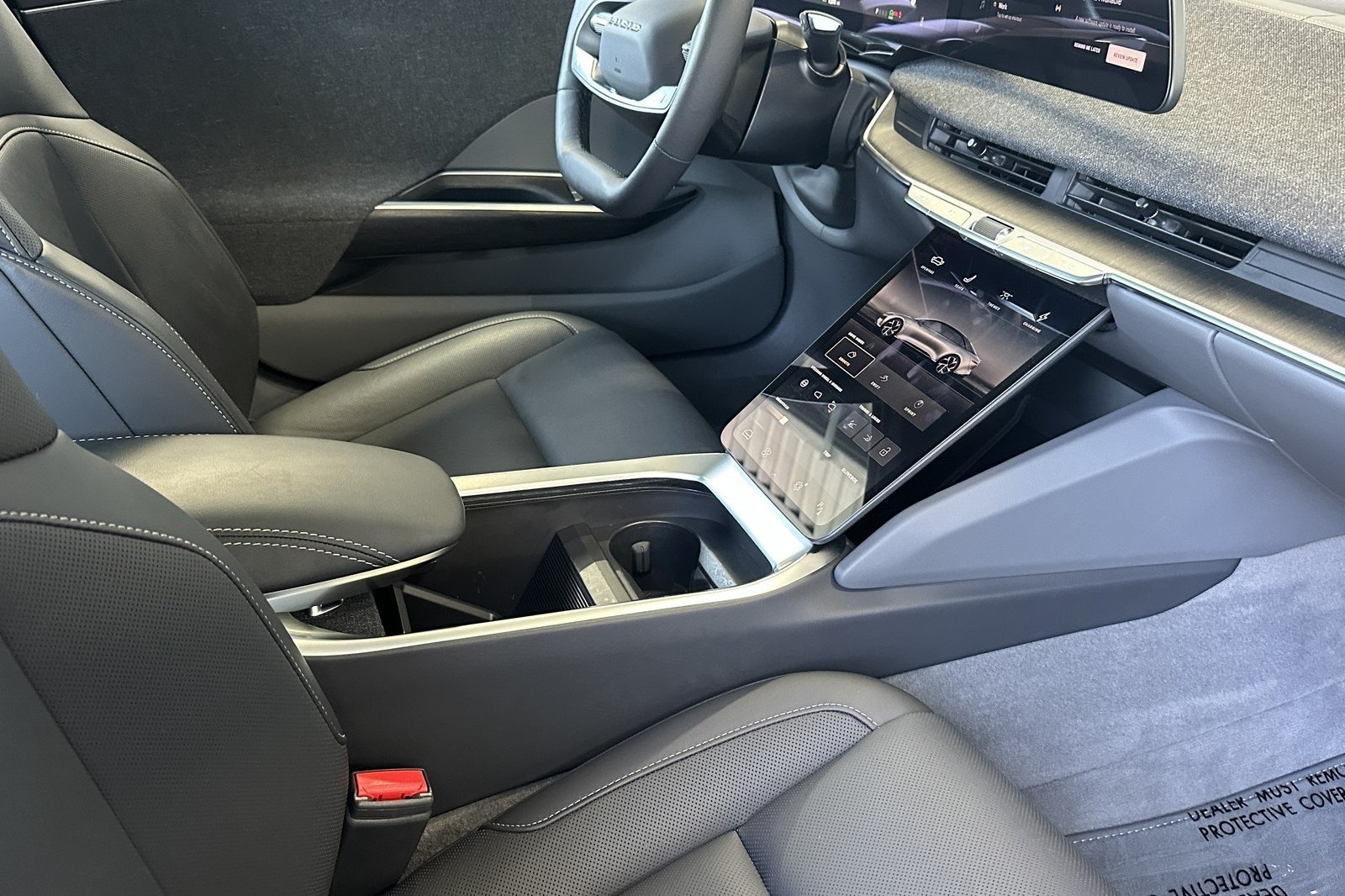 Used 2024 Lucid Air Touring AWD/4WD image 14