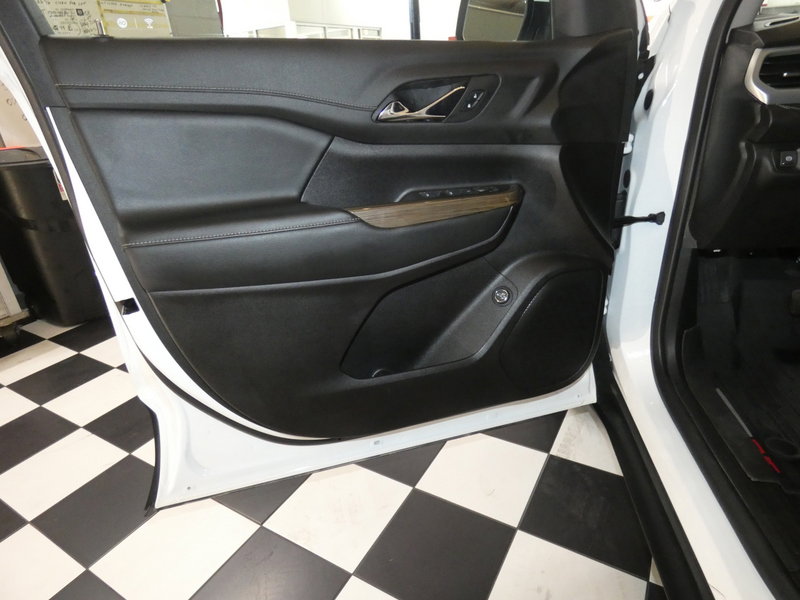 Used 2023 GMC Acadia SLE w/ Driver Convenience Package image 19