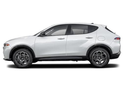 Used 2025 Alfa Romeo Tonale AWD/4WD image 2