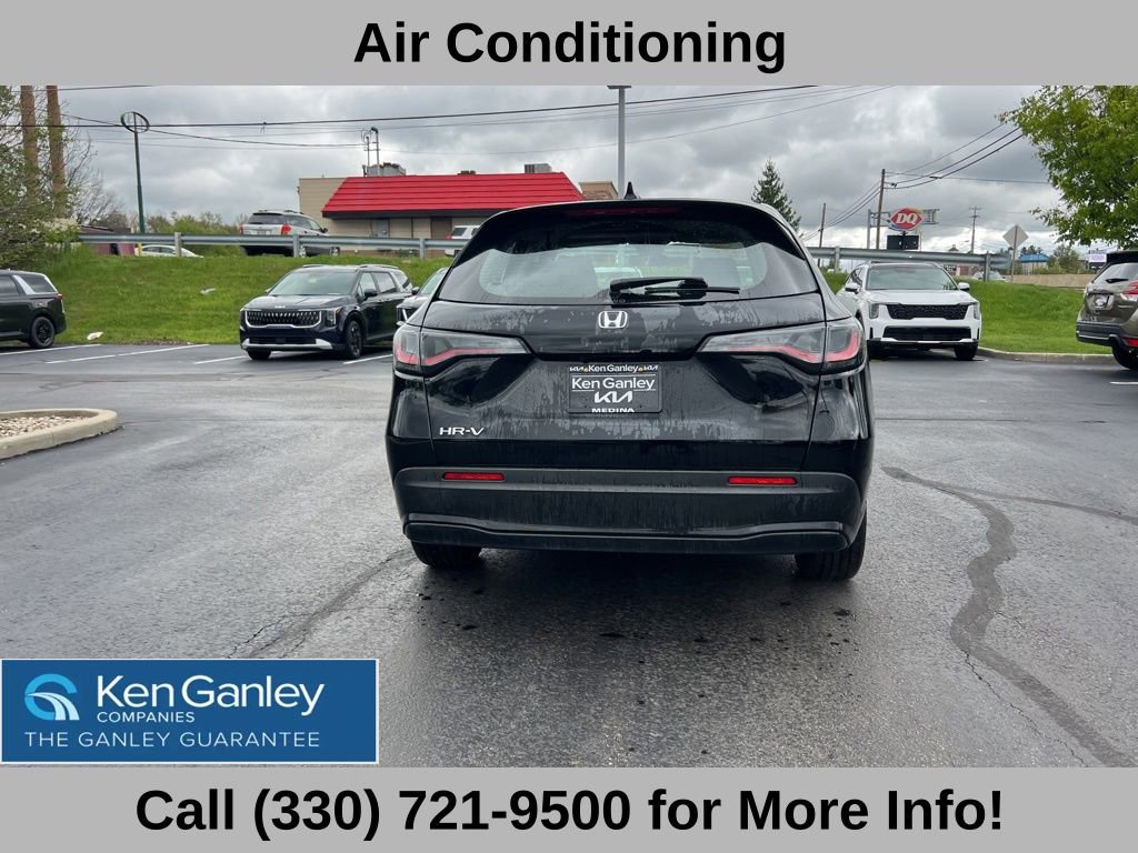 Used 2024 Honda HR-V LX image 11