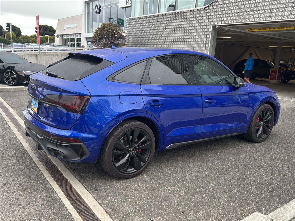 Used 2021 Audi SQ5 Prestige AWD/4WD image 6
