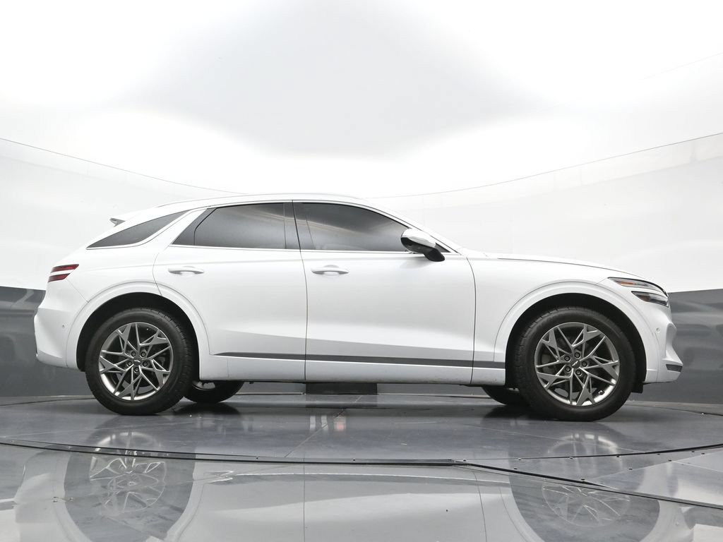 Used 2022 Genesis GV70 2.5T w/ Advanced Package AWD/4WD image 28