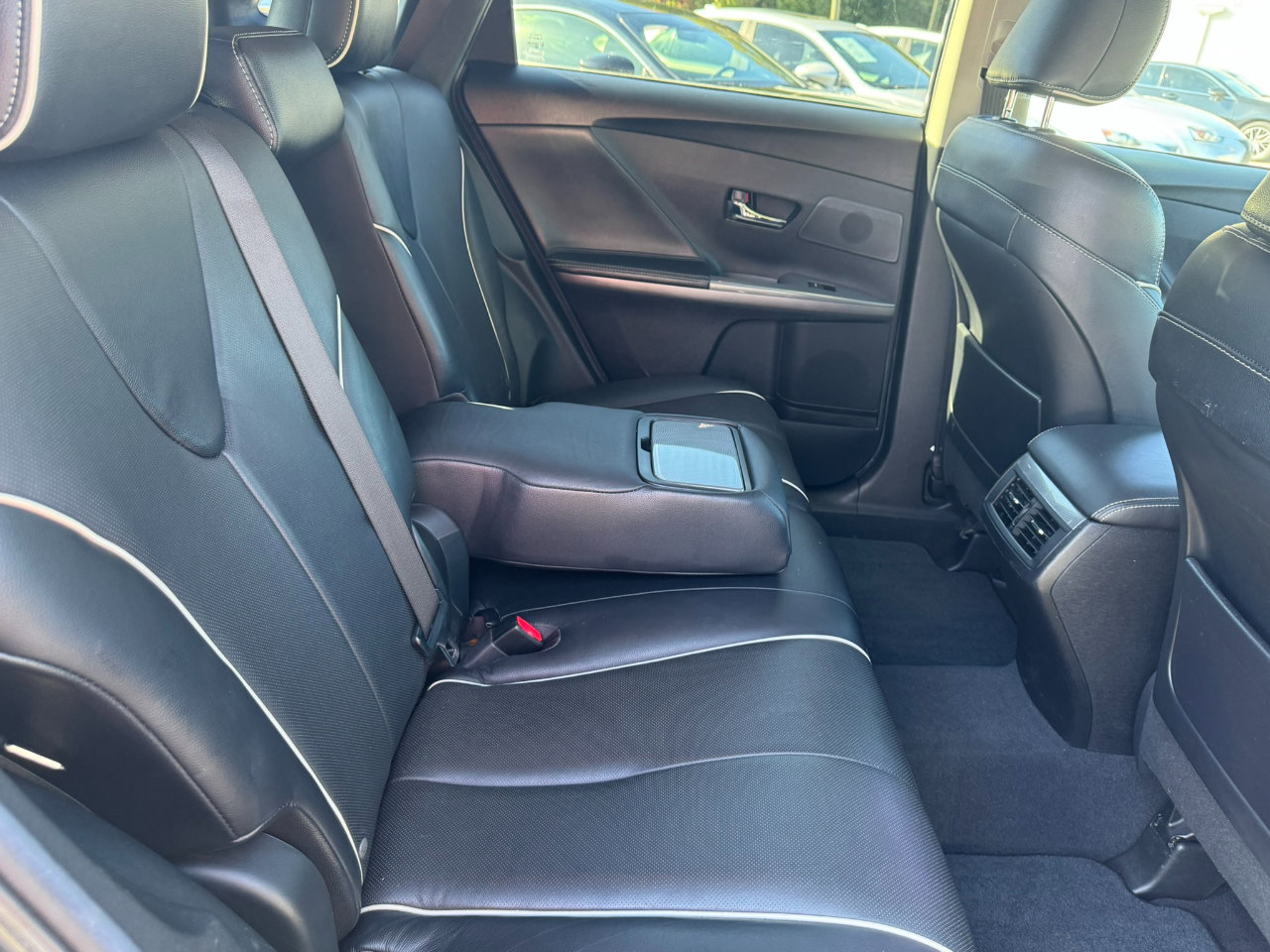 Used 2013 Toyota Venza Limited image 30