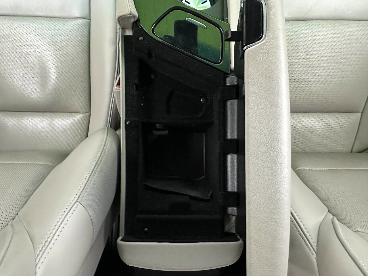 Used 2017 Cadillac CTS Luxury image 27