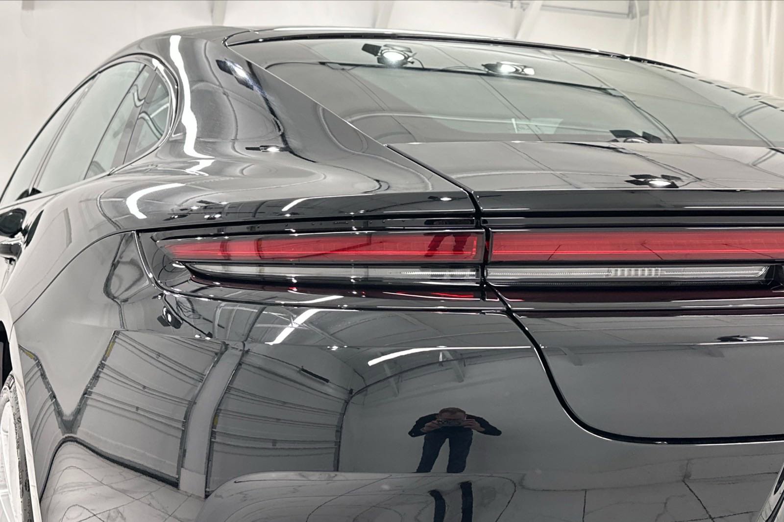 New 2025 Porsche Panamera image 14